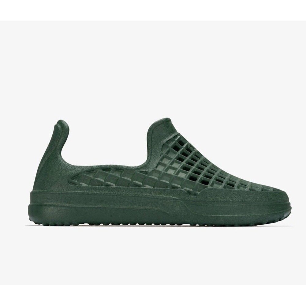 Lusso Cloud Kids Slip On Shoes Green Size 3 Lightweight Comfort Clogs